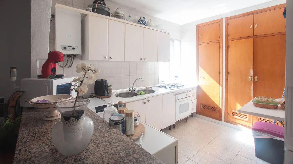 b28a6f81-eef2-464a-8a91-cede0854f0c1