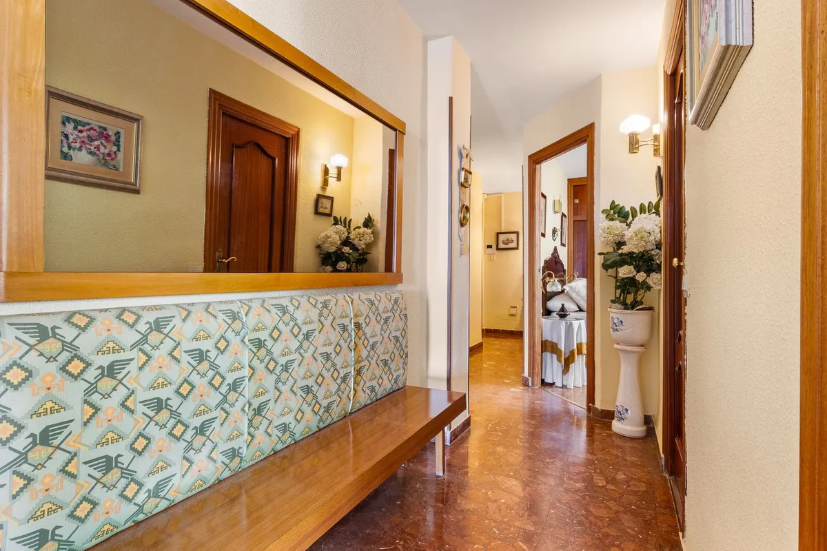 aa5fb305-beca-42b9-a001-dc57a1680cd8