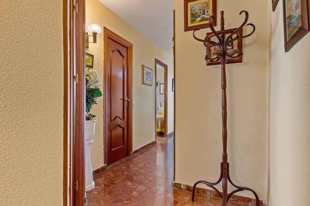 e43c2028-d7b9-4bef-89a2-9451d649a652