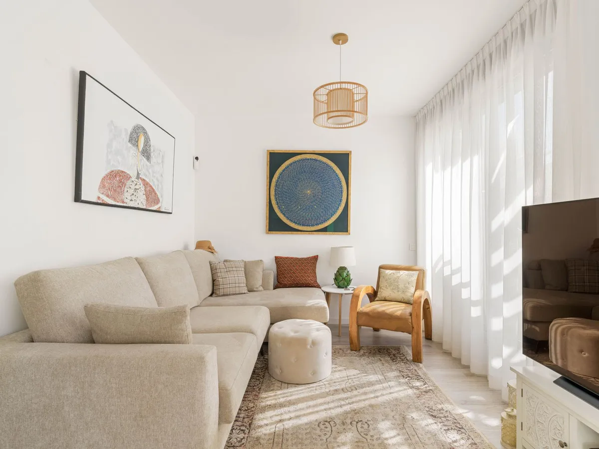 a3e9f7df-1f88-4aa1-8f5d-270ee5977bc8