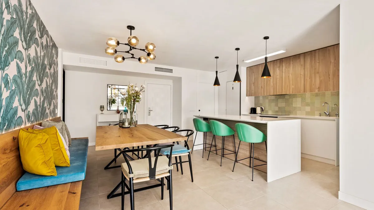 0cc43cb6-c017-4e62-9509-e51bb5d9fcd0