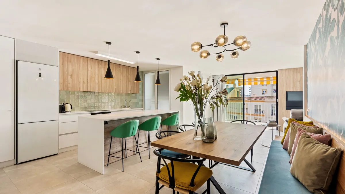 66cb9086-81e4-43d1-973e-2c65234d7def