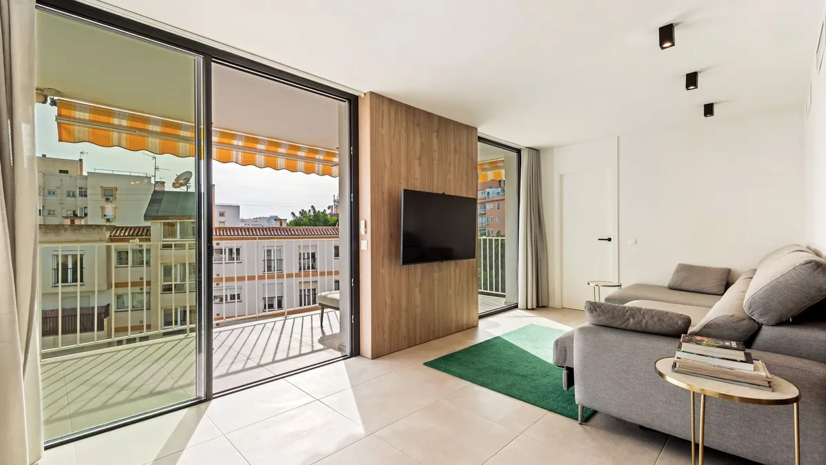 ec9cdd73-7593-4d0f-b500-fcad417eb0e8