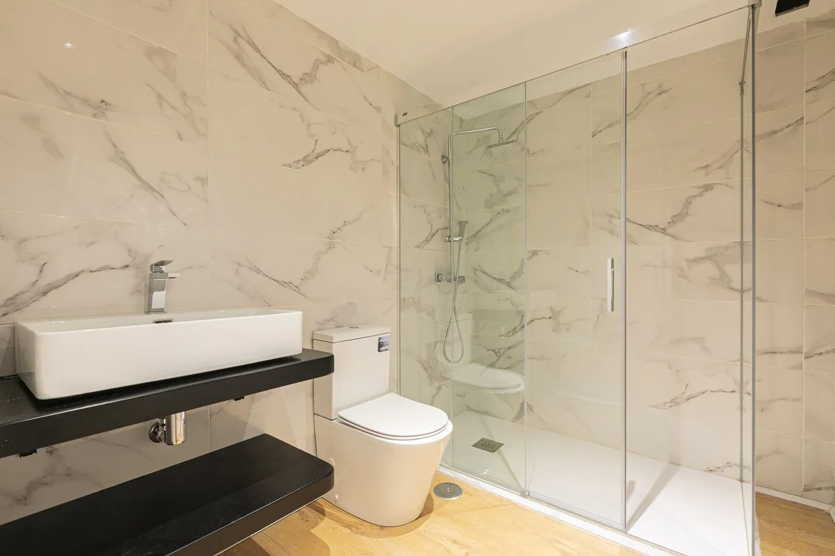 5b4ca9e6-5b28-48ae-8c9b-7ee37cc1c3b4