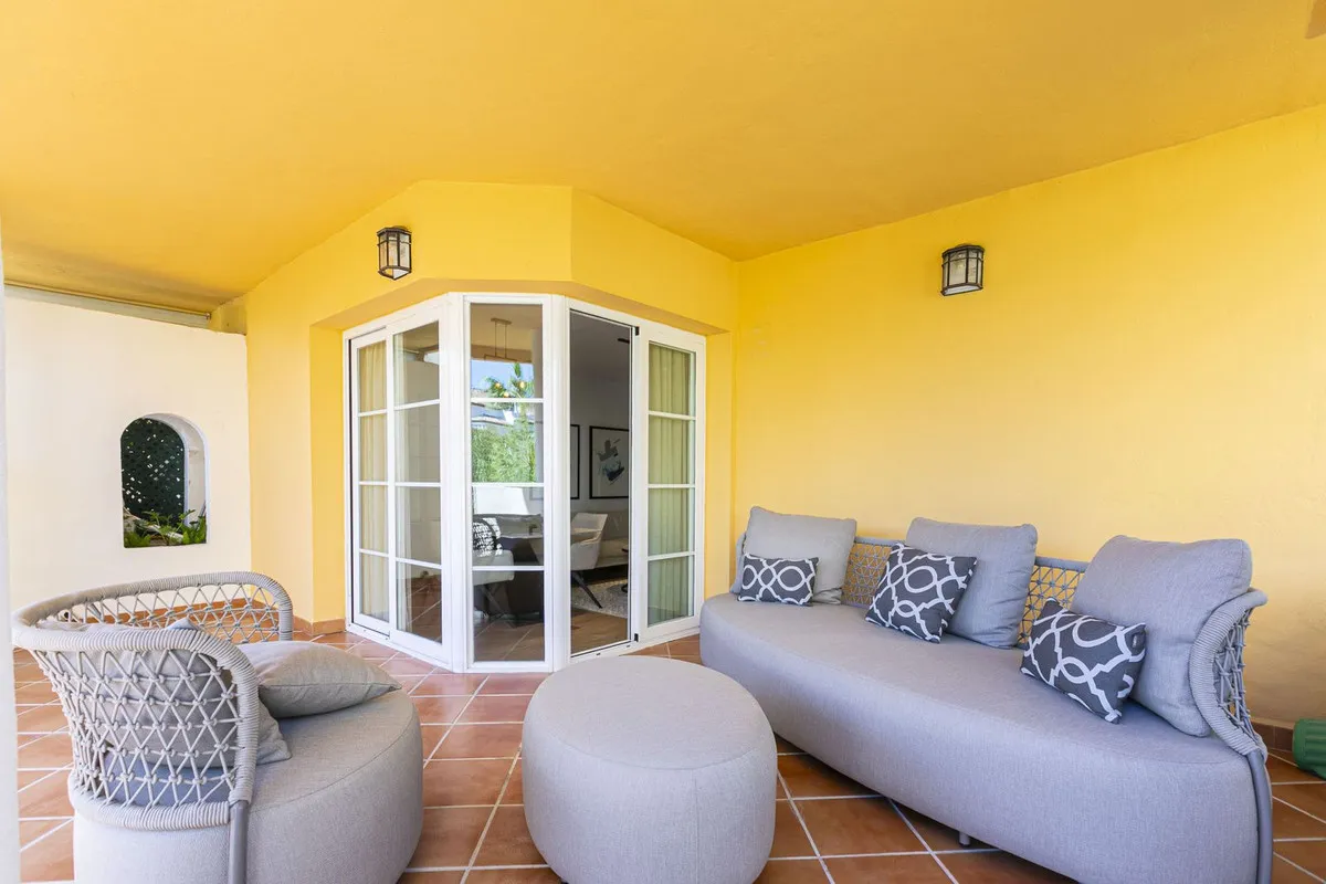 9ee38cdc-83ae-4ff9-b58b-a589b98a0d4c