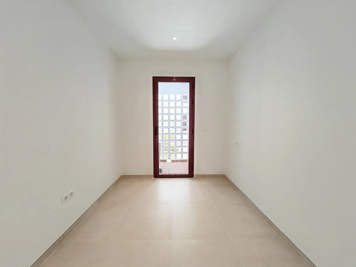 ee5596bb-2f98-4c24-9655-9a86be6d8907