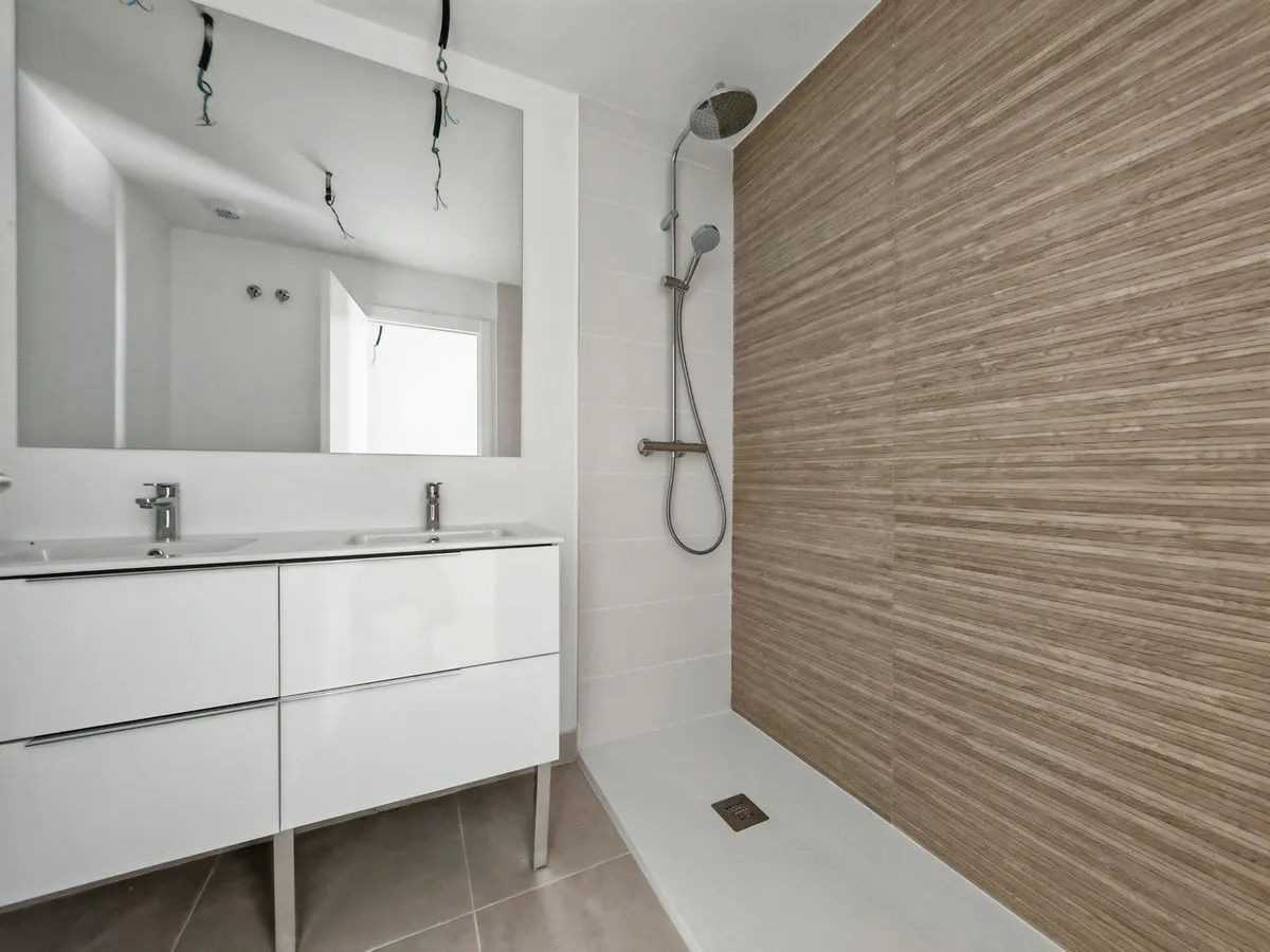 09b21246-5a04-488c-a983-21a7e3476382