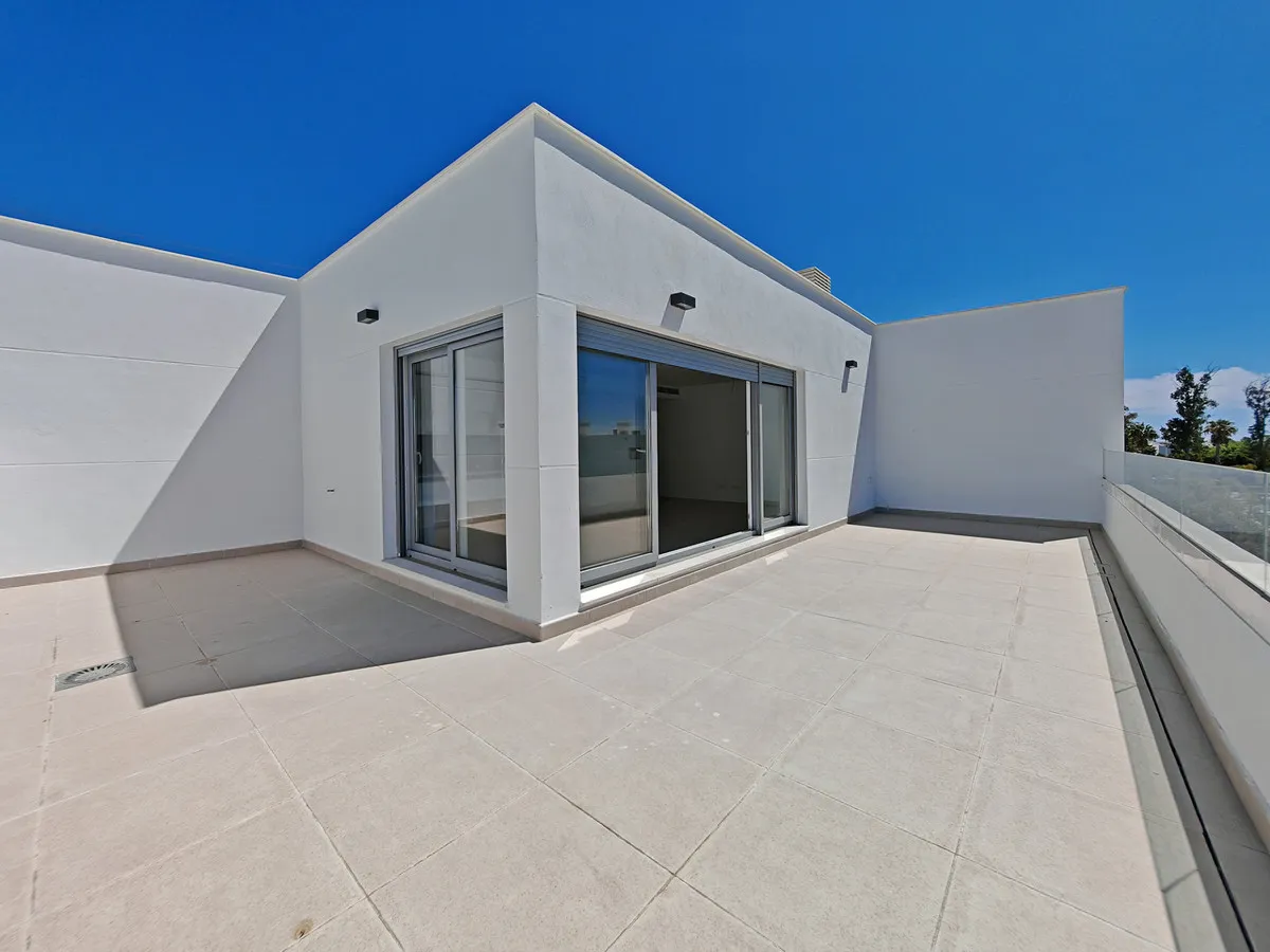 e643b6ab-e399-4d56-8f5b-b404ebe80c51