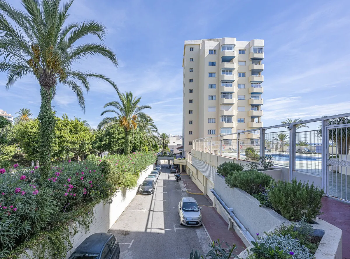 3247b378-e107-4a78-b036-b4843f295b2d