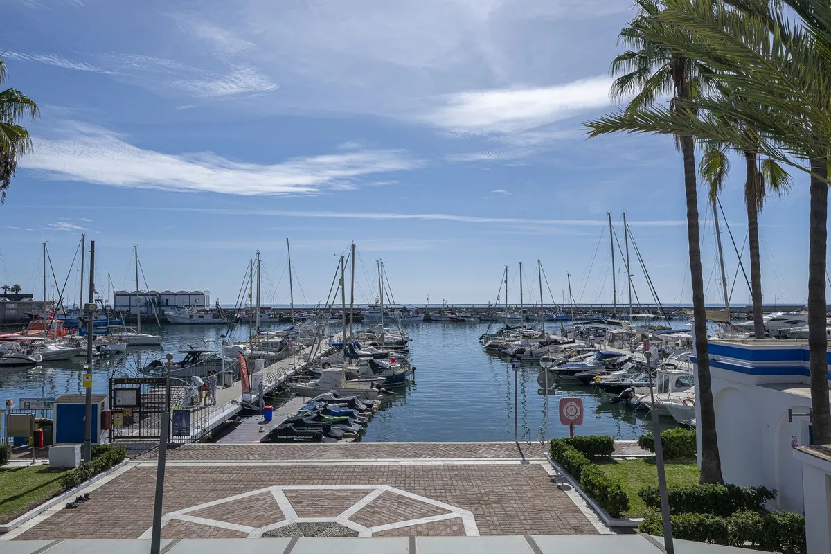 32e98e43-ca40-443a-8595-d8daa30dd9e7