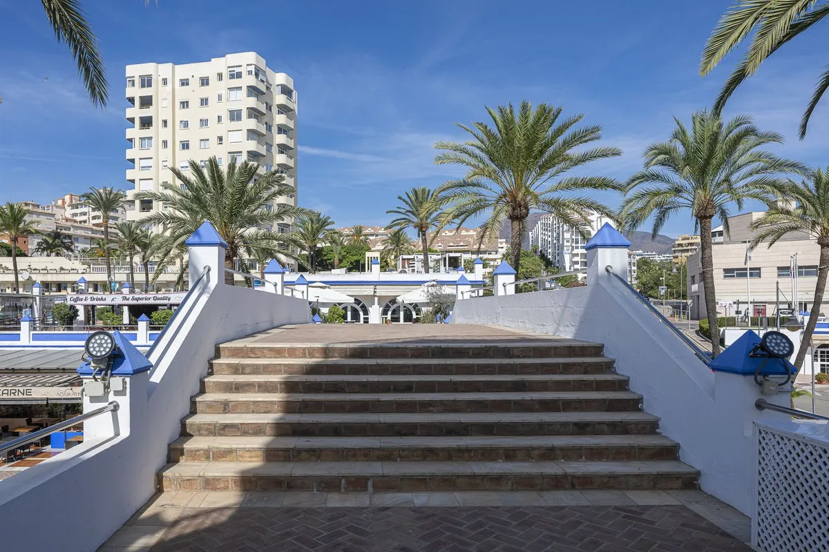 68880ec3-ad19-474e-849a-69274506ae16