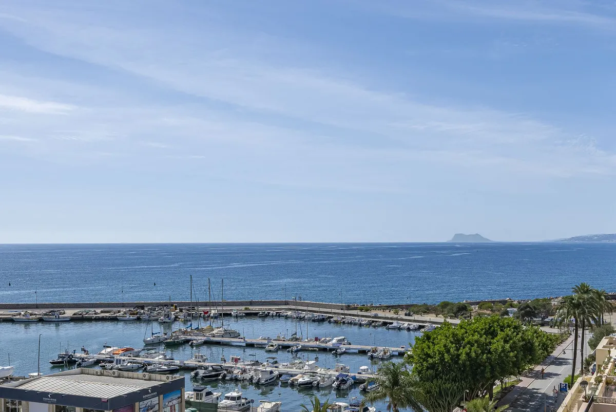 7336f134-47d9-4a5c-963f-fedd461ee2f2