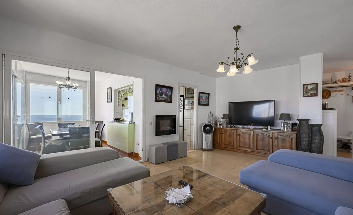 8dc54e63-2c95-47c7-8803-8df29c6a04eb