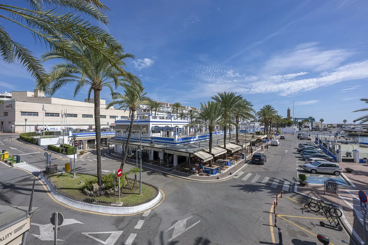 ac708a66-4809-4ba4-8a33-3c2961573a02