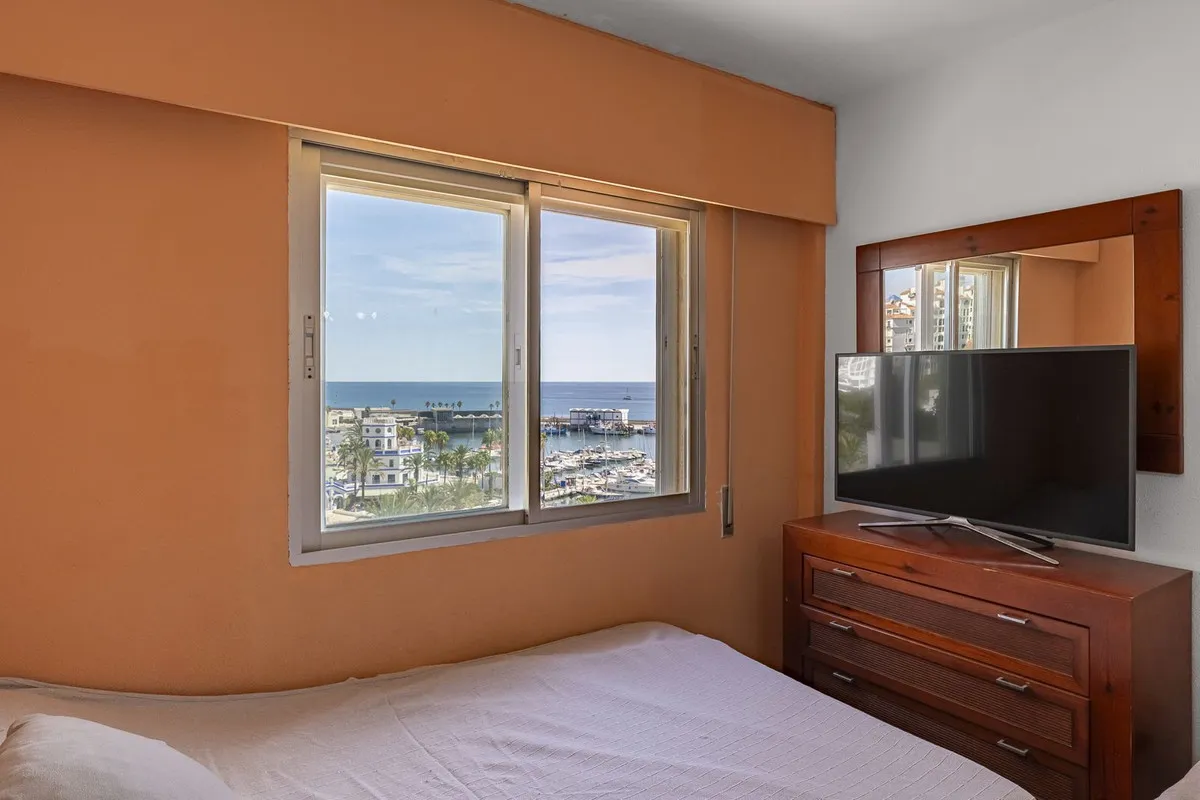 e7af92ba-5554-427d-839e-e792b46bb2b0