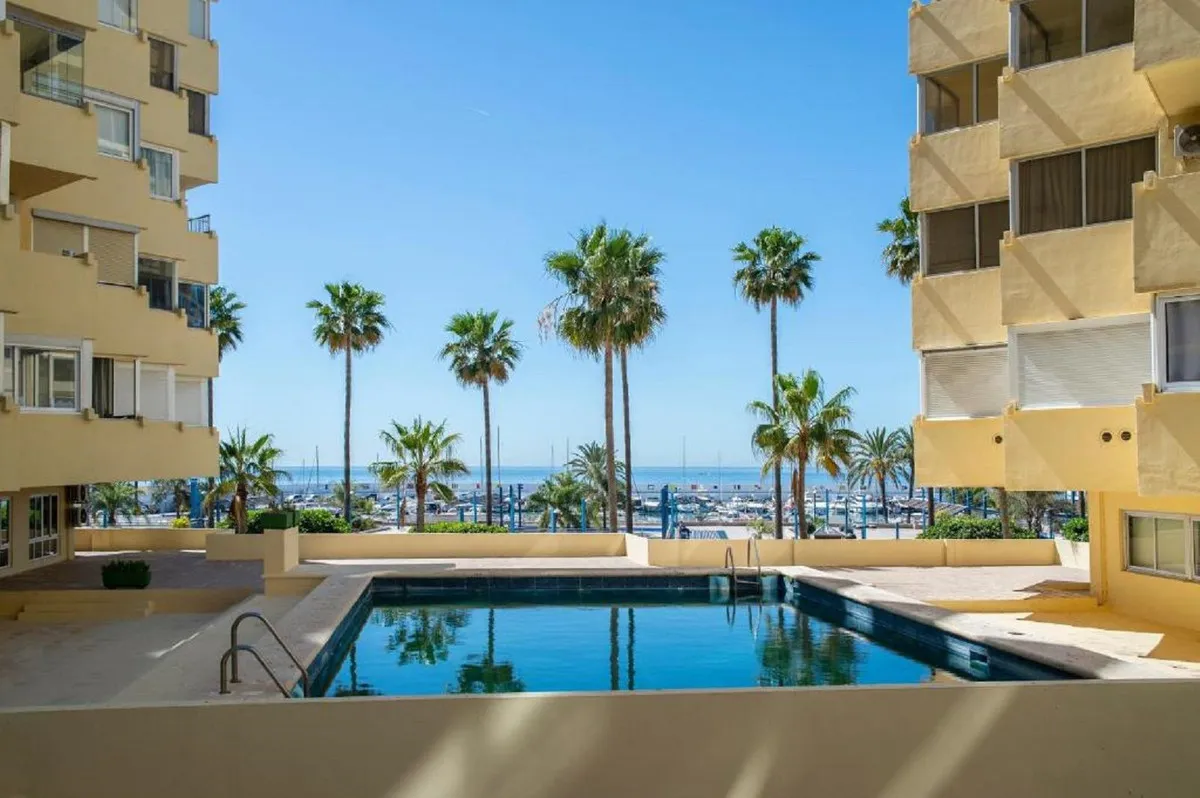 fc7a23fd-bbd6-4215-9dee-296e7b5cab08