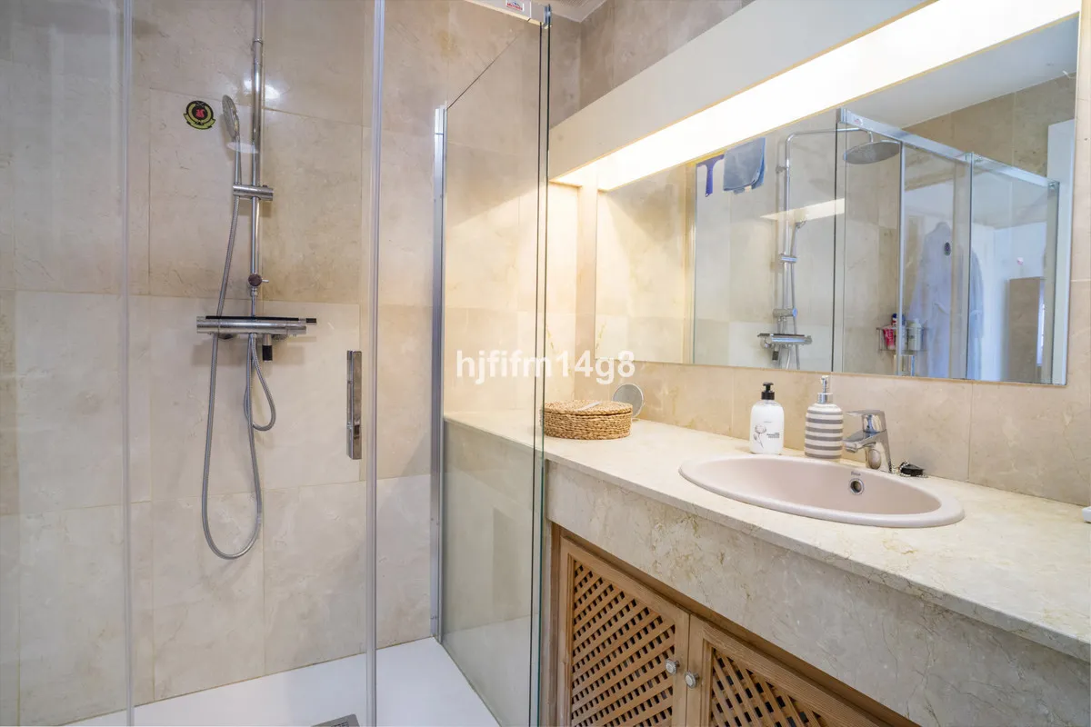 22aa88fb-69f3-429c-acd6-ae96d81d7f72