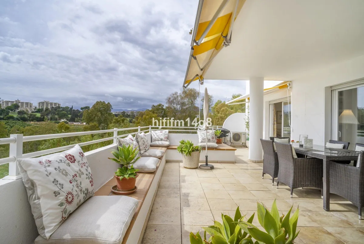 e1a41904-2ffe-4355-9622-f81dfb80e246