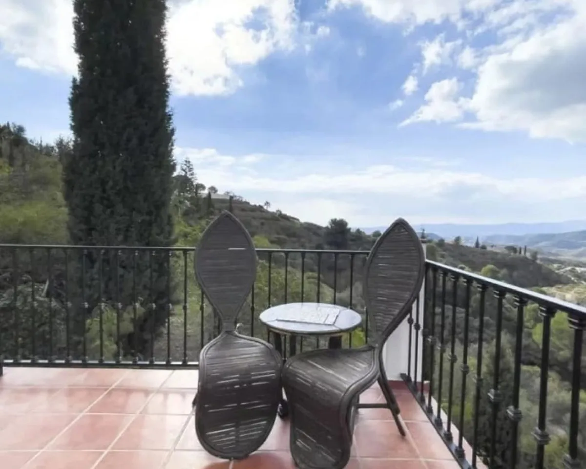 782220cb-af8d-48da-a04a-f07ead7f6469