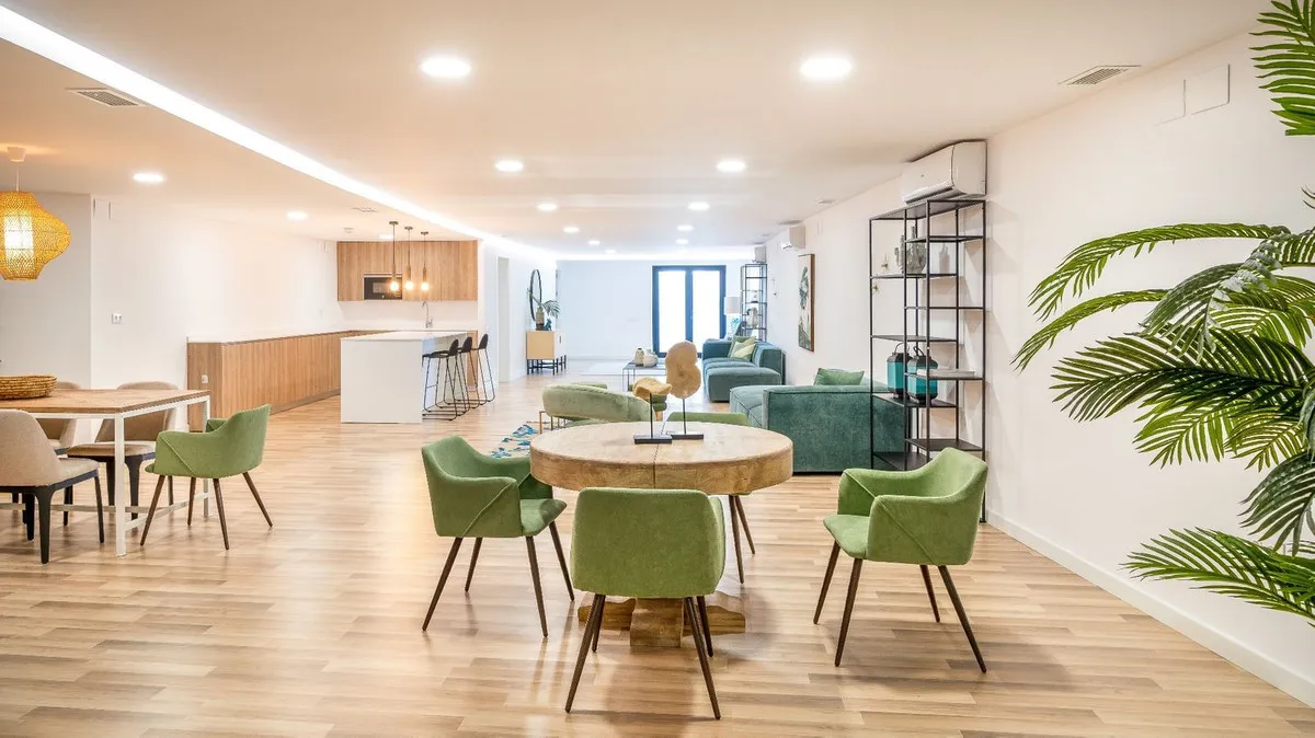 5be9cd21-8951-4f05-9594-d5a696fdb36b