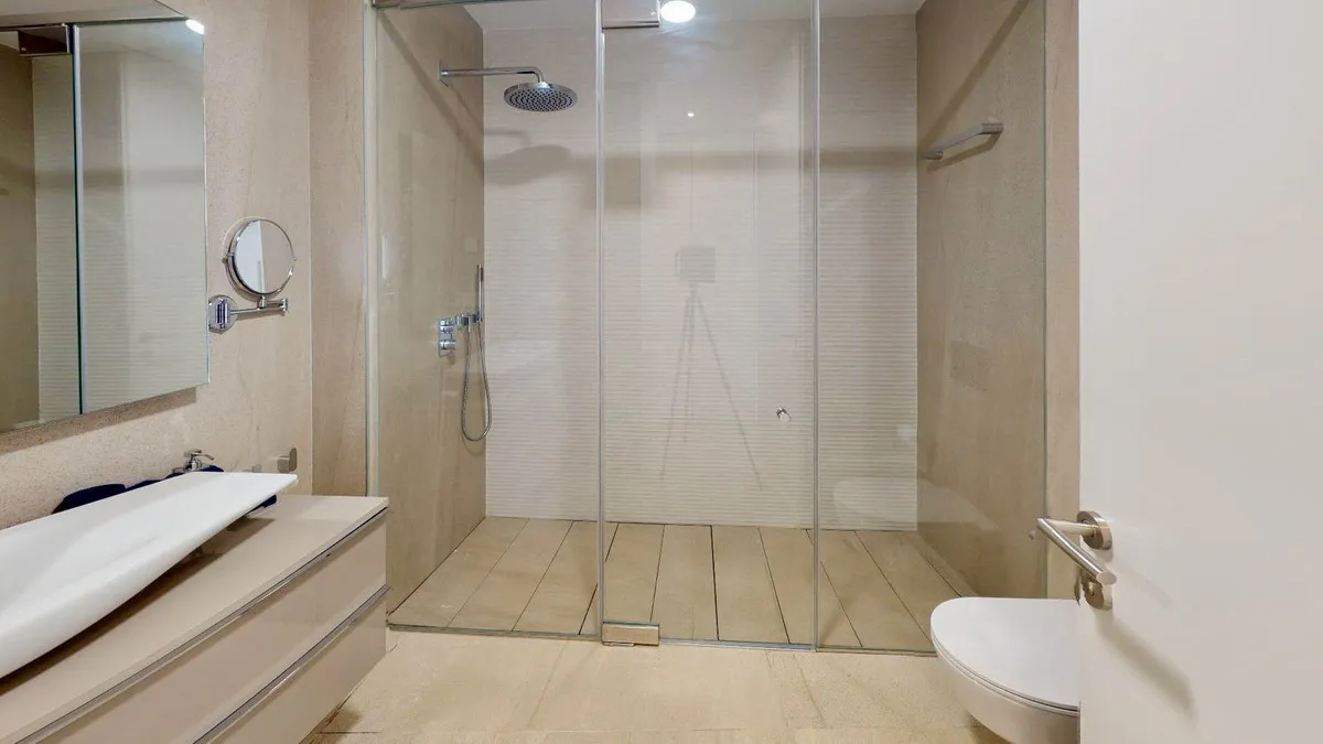 ec3ddffb-deb2-4281-b181-01ad2050bf2b