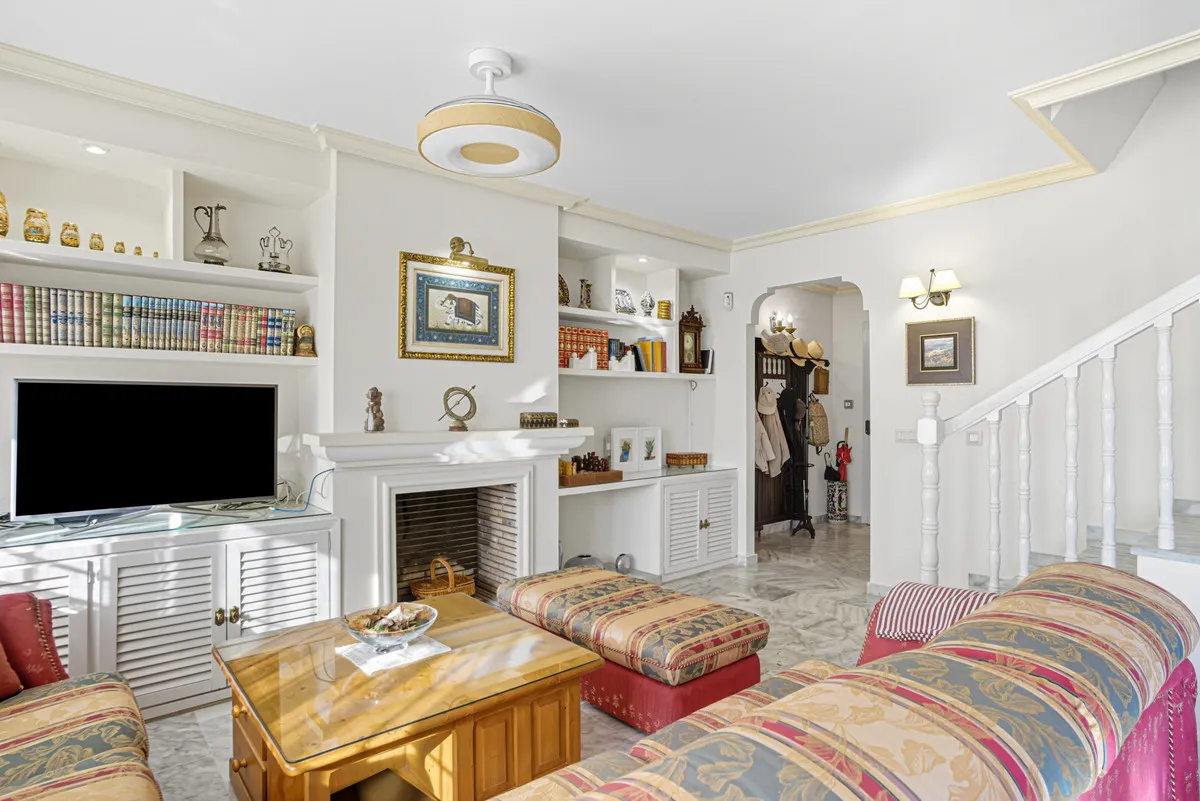 a2bee1ed-4fe0-4dae-a737-ac4004f975f6