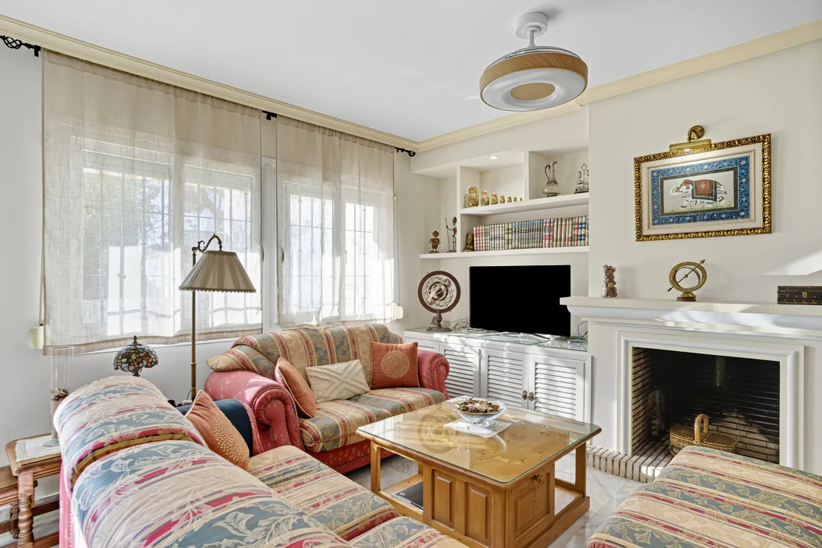 a9b7d573-05a9-4625-beae-2066f8e7df72