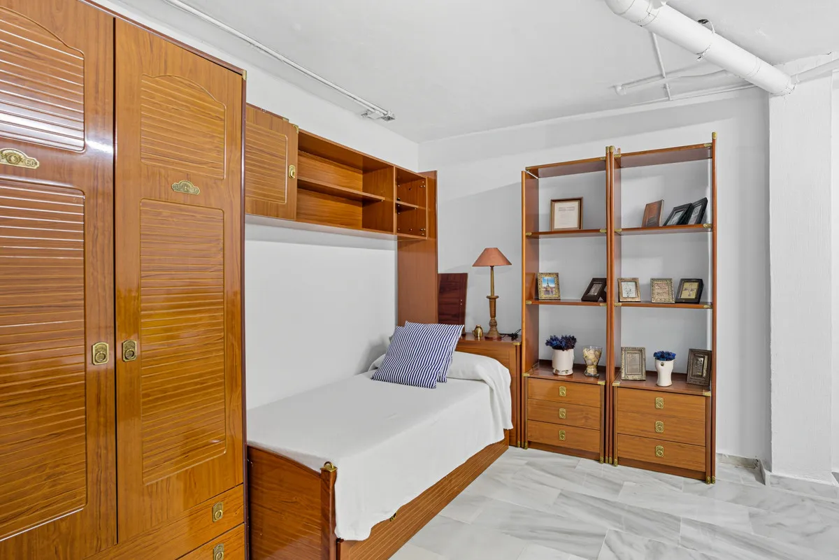 ff881ccb-9fd2-461a-a13a-fedd406a8ec8