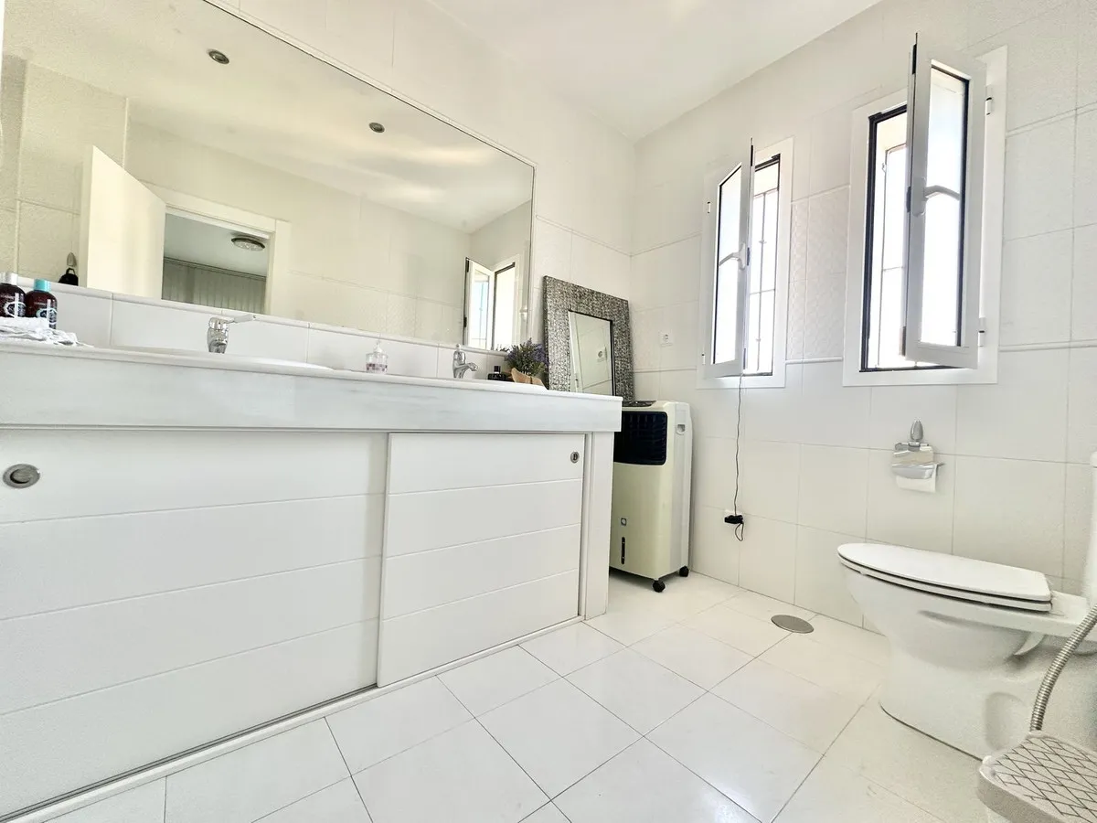 2af17f44-408b-445b-8207-de84bb08630d