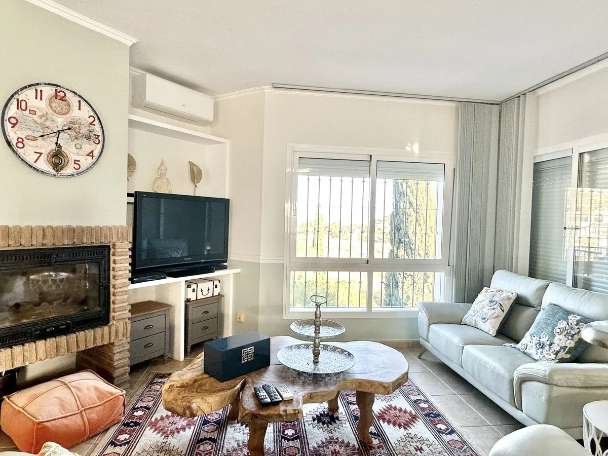 834c2565-5db3-437d-8655-1d9b783f6e3d