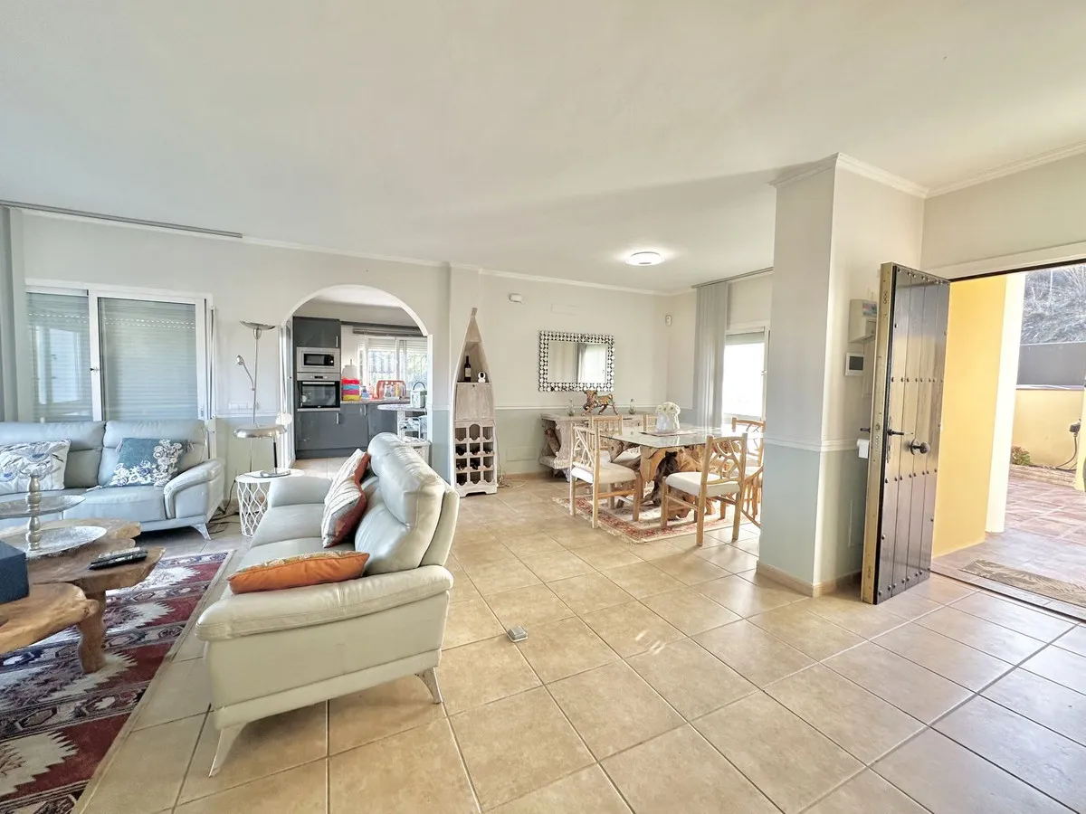 95e9d7e3-2b51-4f15-8fb6-b351de082e8b