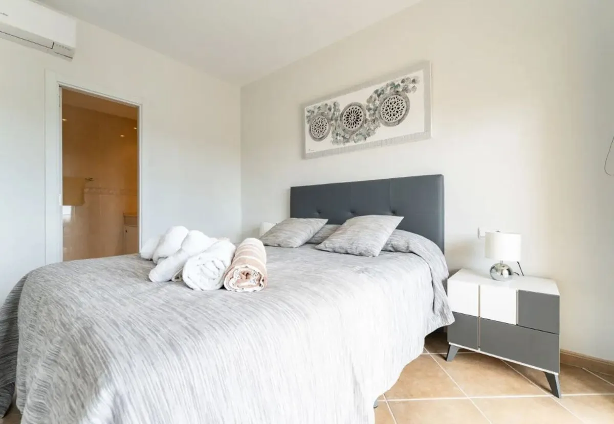 9dfff68f-9e49-4e99-8f49-e230324788ca