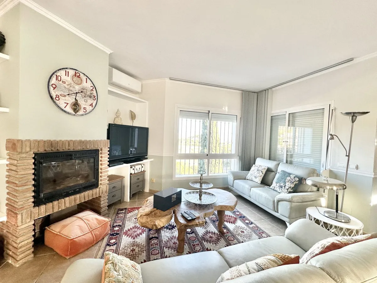 e387b5fd-cd36-4213-af96-9ecc485e7d7c