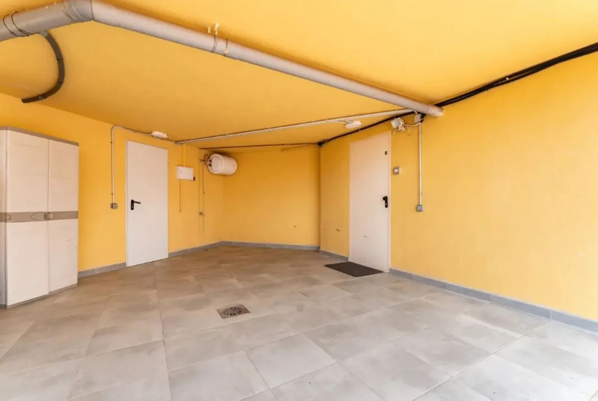 f8a72125-fda0-44d0-b1e7-6f114954bb42