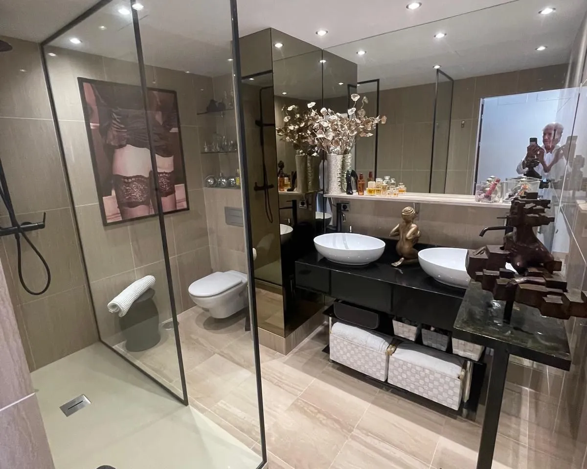 8b590694-509c-4967-88b0-f2f767ddcc1c