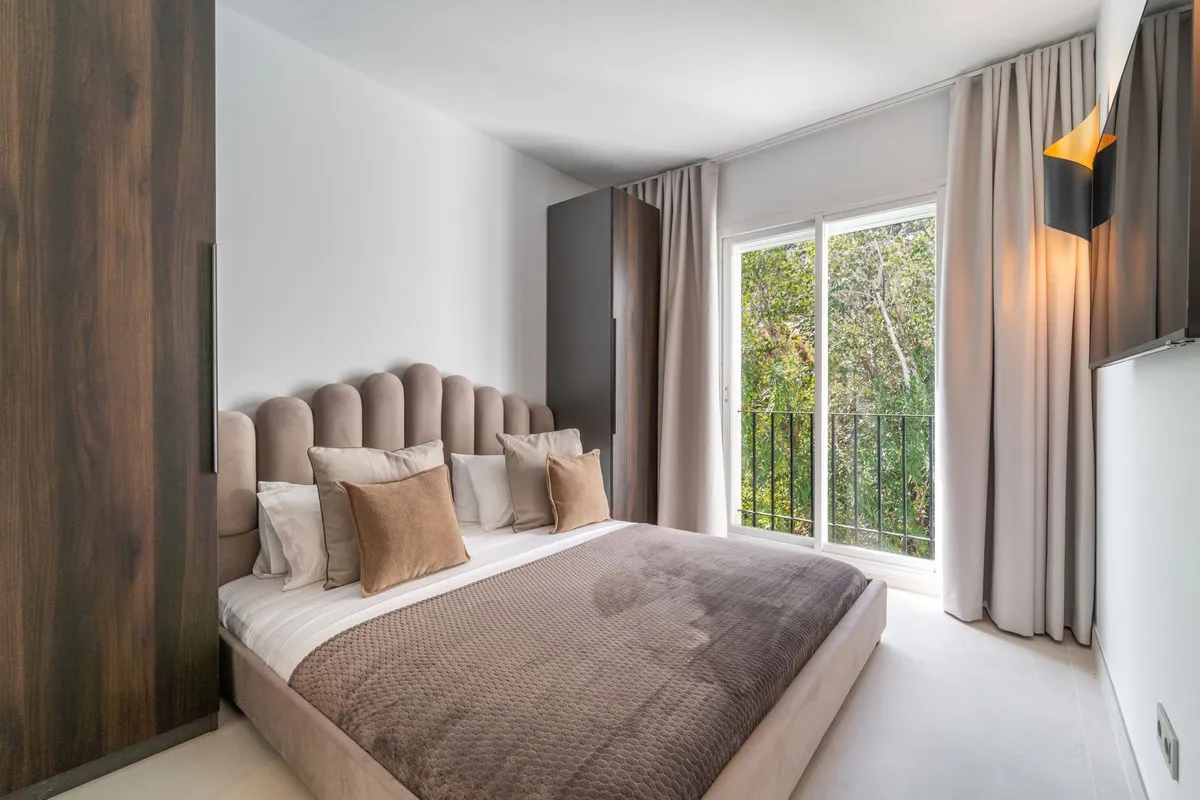 74bbbc91-f270-406a-b376-61678848bda6