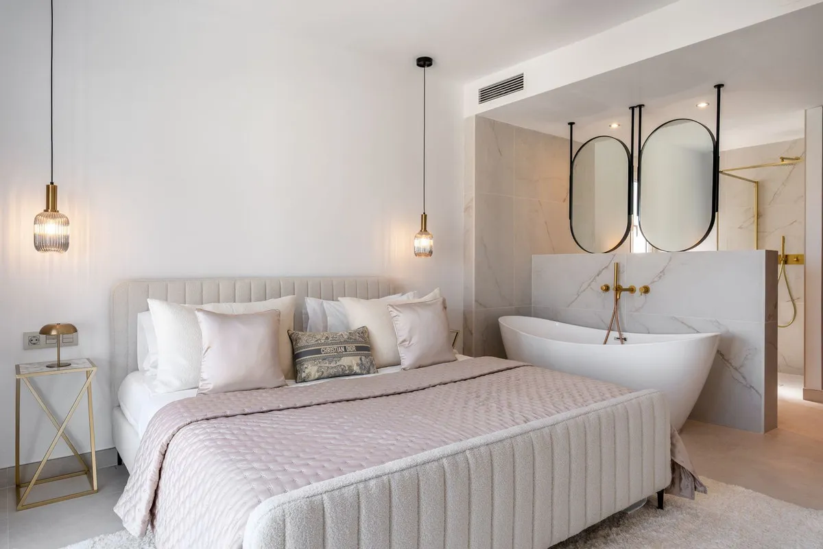 7f4448bb-e28e-4ea0-adb4-815983f5d7fe