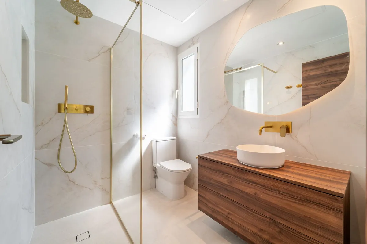 ab9d9624-e9f4-4d8b-aa60-5518b9a57947