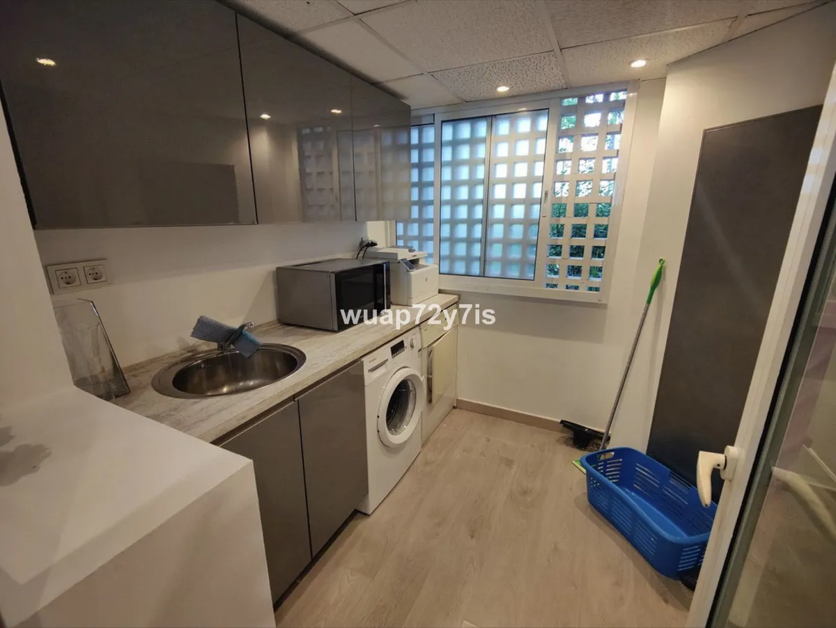 a06a73e8-e4c6-4460-8a39-7256fc2e0843