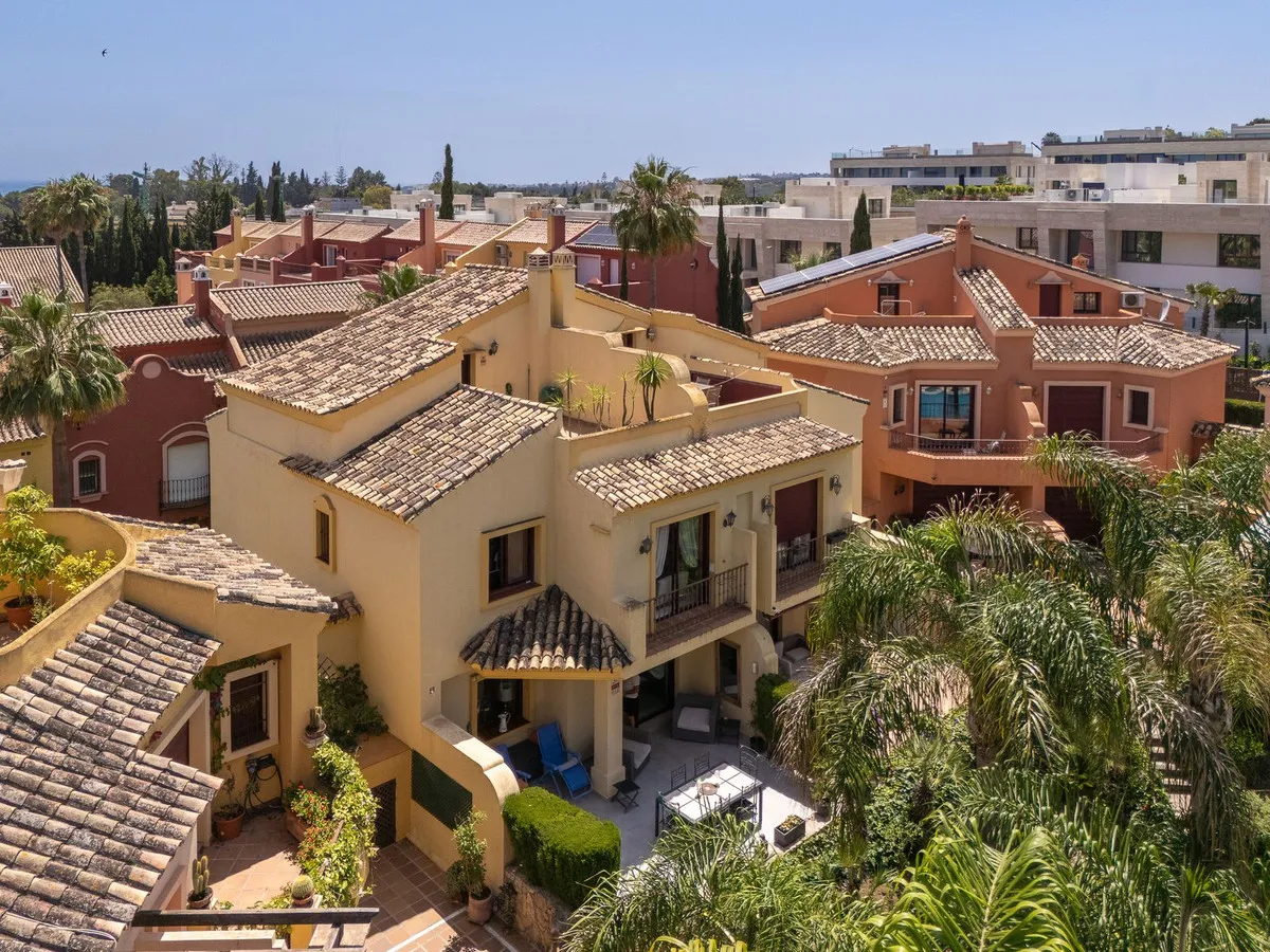 3e07b2fc-d2f1-47b0-8795-1db7eea9dc76