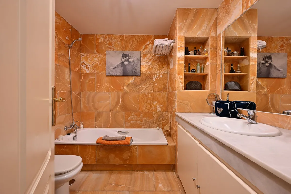 9fde0e95-4021-4c52-937e-5682d6bcc440