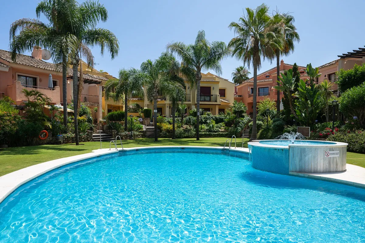 b218e934-dbfa-4a10-995f-9c6c33fe3745