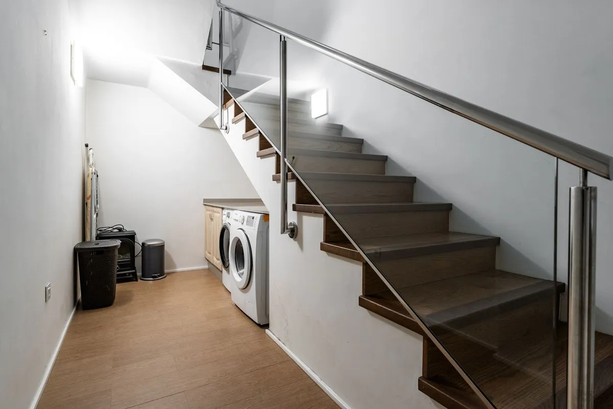 c4c5c0db-1e8a-489b-90c8-227f5ac70927