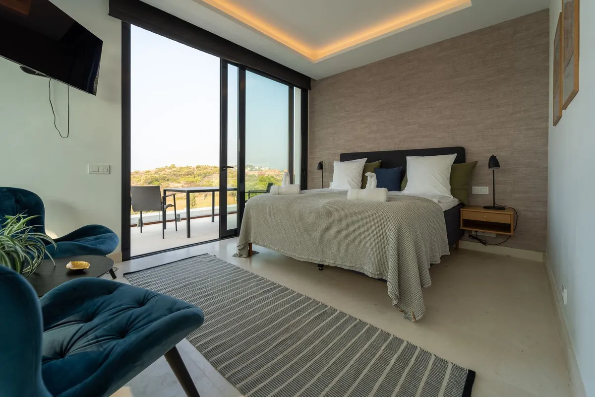 41e5f355-9191-4e85-b4ee-11640beb49e2