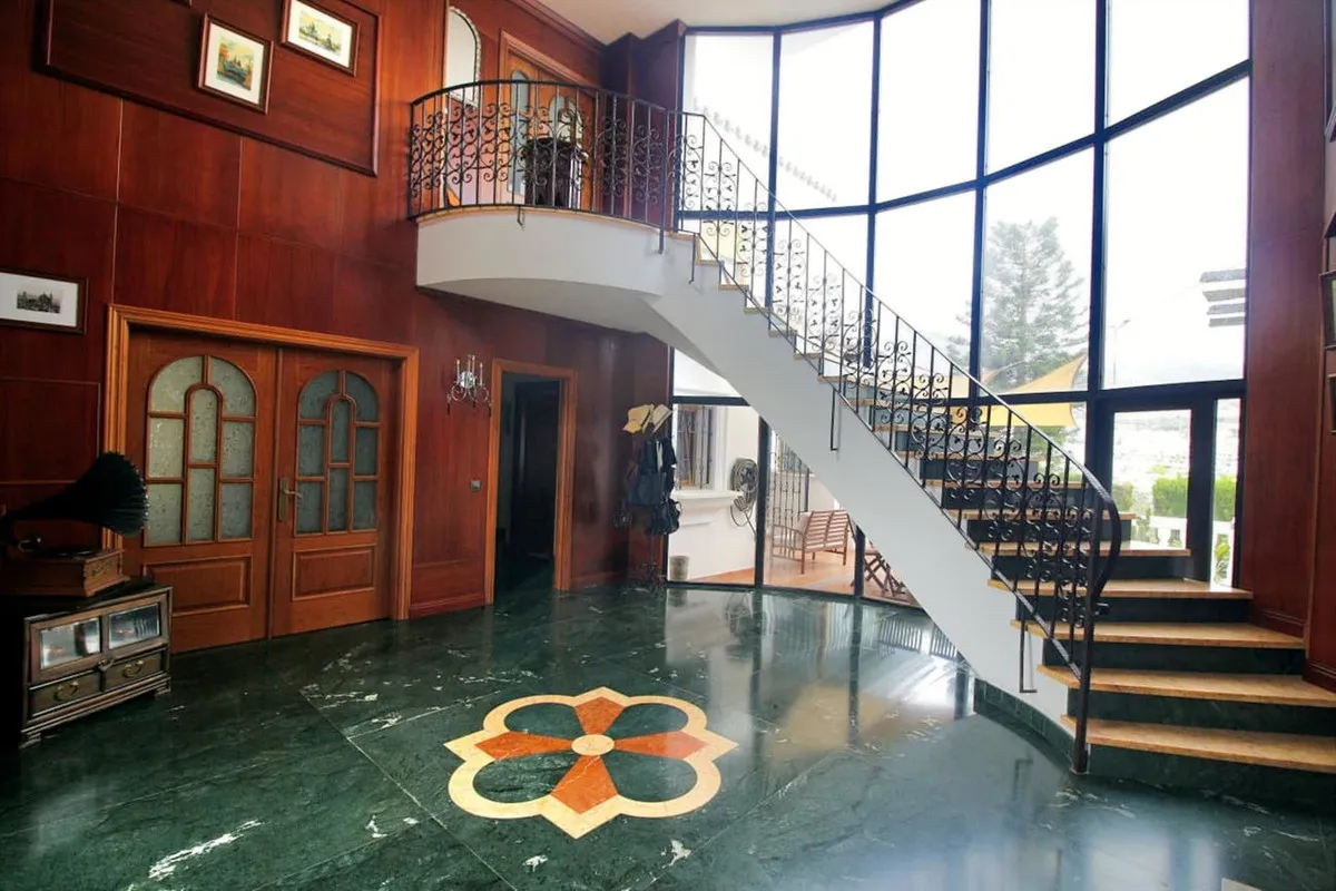 05494a5c-583f-4ef6-be60-4c3314bb9b7d