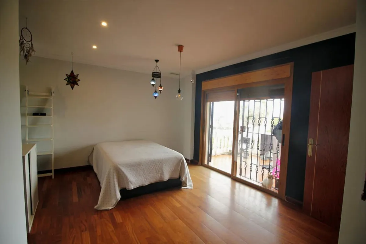 1adb5ee9-64e4-45a3-9e9f-e6affe7766f9