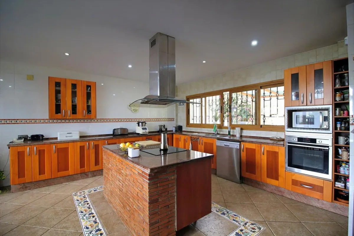 5cfd5307-5d40-4acd-95be-c3ef47412493