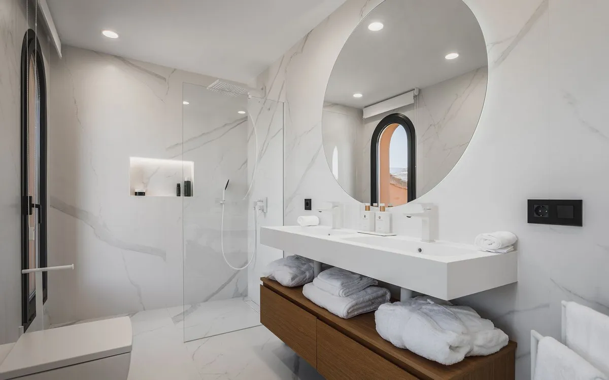 5c70d8ec-df75-48ad-9555-cbdf345030f6