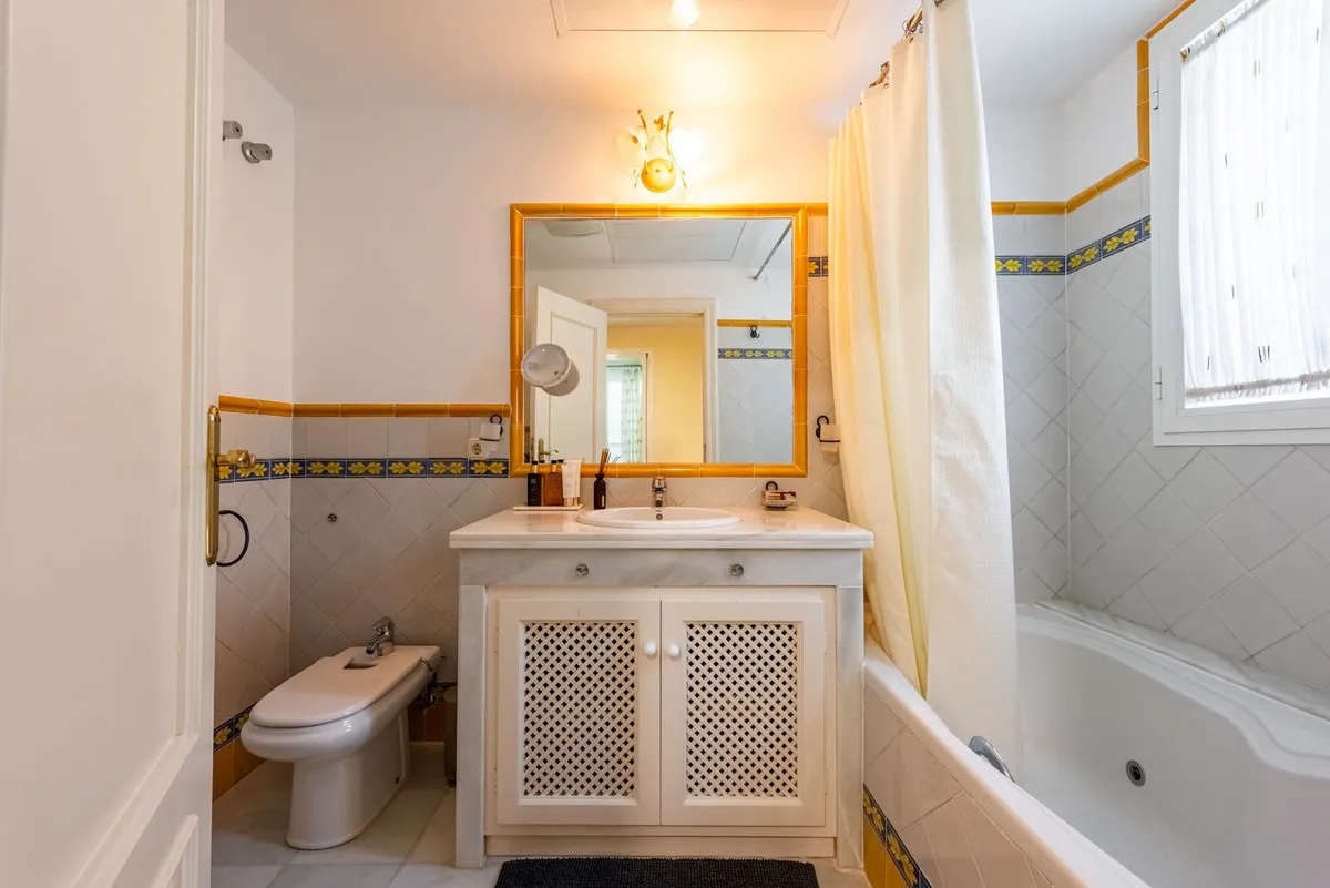 67f233af-3f0b-40d7-a9d0-d3da48997fa4