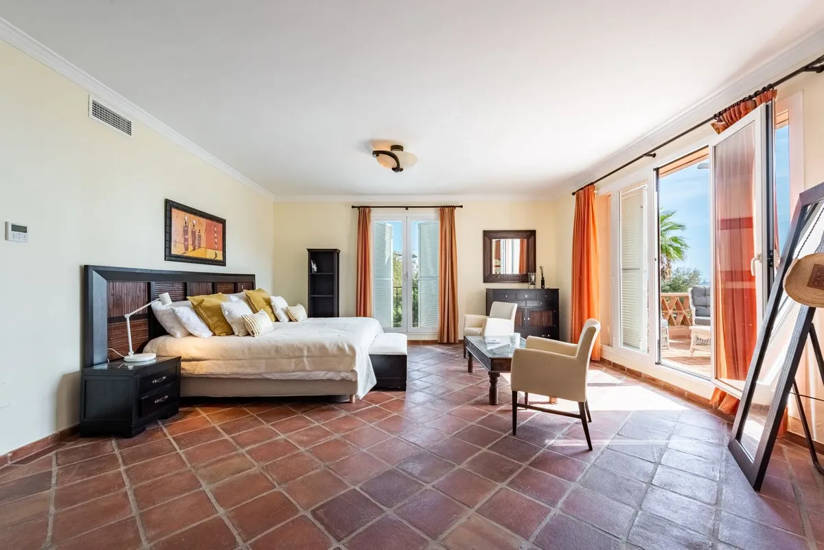 8f7e8686-4cee-4c25-86e5-7fdd1156e031